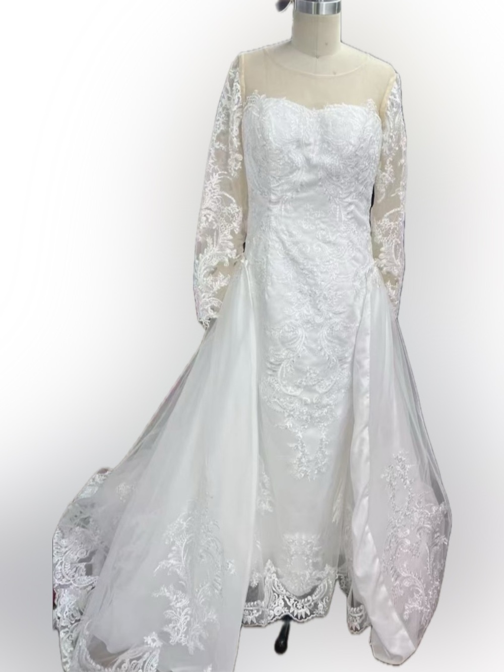 White/Ivory Lace Long-Sleeve Bridal Gown Detachable Train